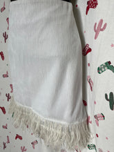 Load image into Gallery viewer, Cloud Ten White Skirt (Size Medium)

