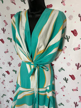 Load image into Gallery viewer, Luxxel Maxi Dress
