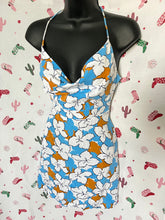 Load image into Gallery viewer, Valija Floral Dress • Size Small
